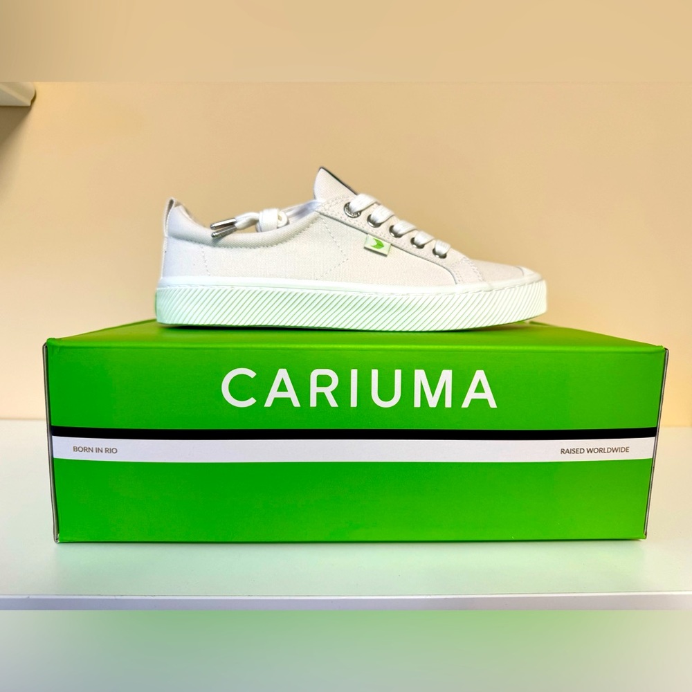 Cariuma OCA Low Off-white Canvas Sneaker 8M NWT